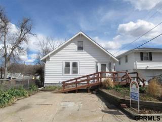 3017 46th Ave, Omaha NE  68106-3905 exterior