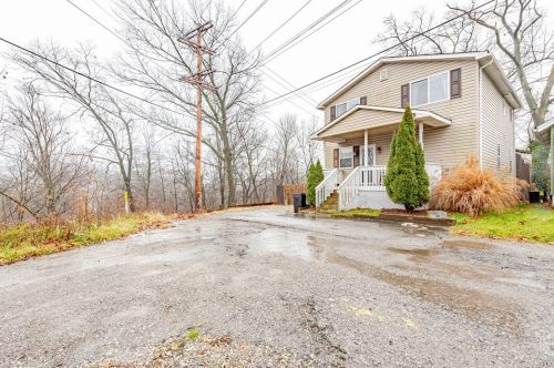 1115 25th St, Beaver Falls PA  15010-2451 exterior