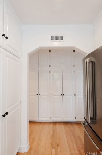593 26th St, Manhattan Beach CA  90266-2208 exterior