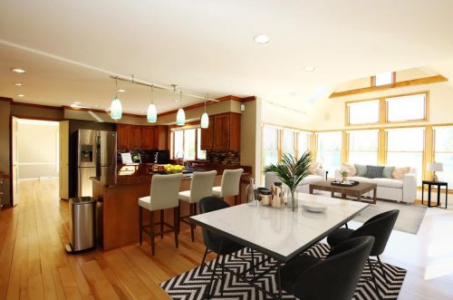 894 Country Club Ln, Fond Du Lac, WI 54935-8712