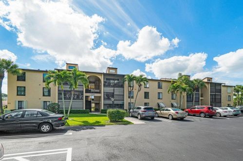 812 Sky Pine Way, West Palm Beach, FL 33415-9013