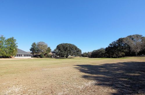 190 Country Club Rd, Shalimar FL  32579-1634 exterior