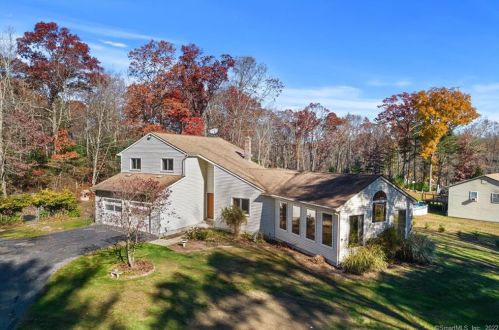 88 Sullivan Rd, Norwich, CT 06351-7223
