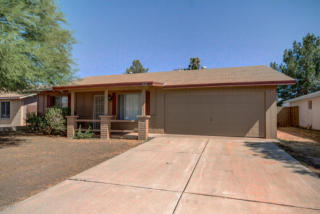 3824 Lupine Ave, Phoenix, AZ 85028-2125