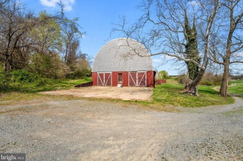 42306 Big Spg Ct, Leesburg VA 20176-6289 exterior