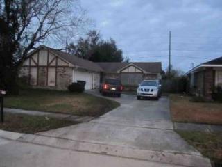 2136 Sugarloaf Dr, Harvey, LA 70058-5425