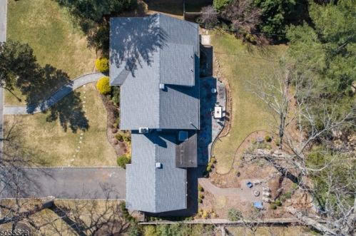 179 Northwoods Dr, South Orange, NJ 07079-1122