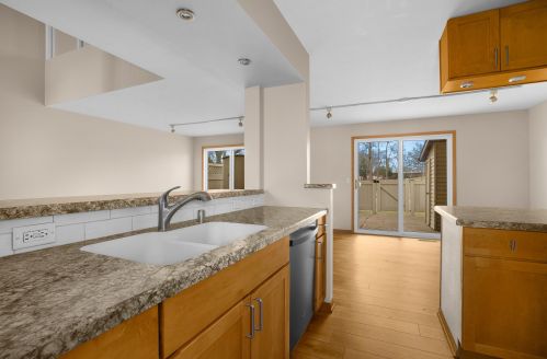 3402 East Ave, La Crosse, WI 54601-7209