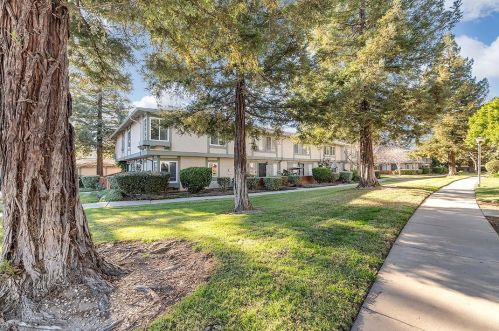 2737 Lone Bluff Way, San Jose, CA 95111-1164