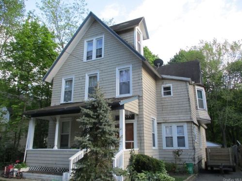 35 Sixth St, Hillburn, NY 10931-1197