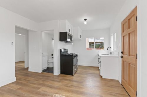 2519 Monroe St, Long Beach CA  90810-1361 exterior