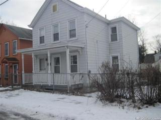 13 Susan St, Kingston, NY 12401-5415