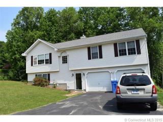 79 Rodney St, Waterbury, CT 06705-3036