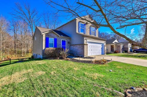 36 Amelia Park Dr, Amelia, OH 45102-1898