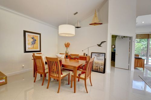 6692 25th Way, Boca Raton, FL 33496-2020