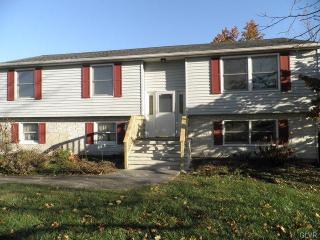 4229 Carolyn Dr, Slatington, PA 18080-3124