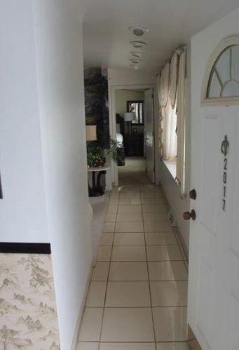 2017 Remington Dr, Pittsburgh PA  15221-1511 exterior