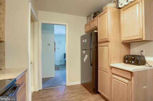 116 Linden Dr, Camp Hill PA  17011-7219 exterior