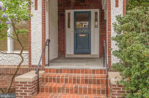 3013 32nd St, Washington, DC 20008-3418