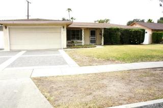885 Wayside St, Anaheim, CA 92805-5444