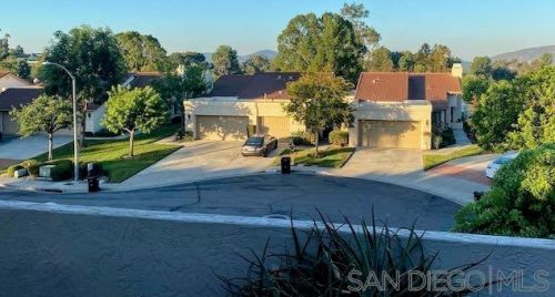 18052 Avenida Alozdra, San Diego CA 92128-1570 exterior