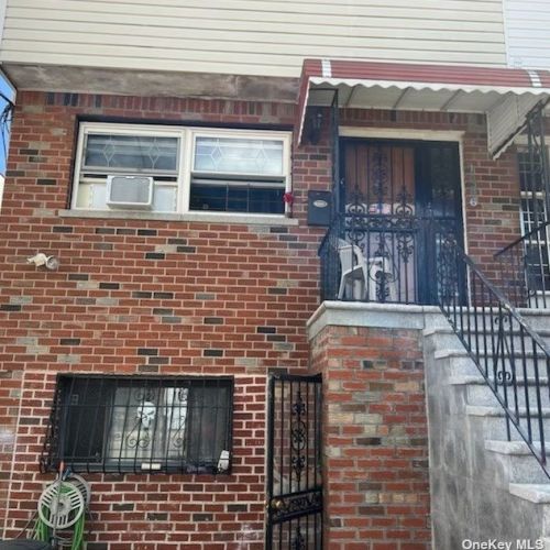 1886 Lacombe Ave, Bronx, NY 10473-2940