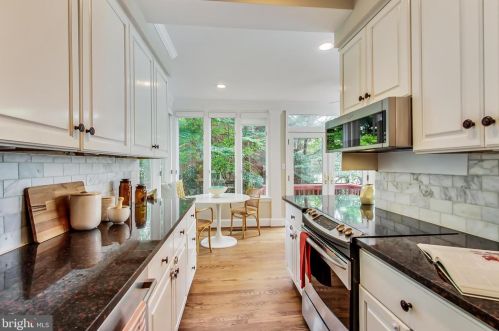 4216 46th St, Washington DC 20016-2472 exterior