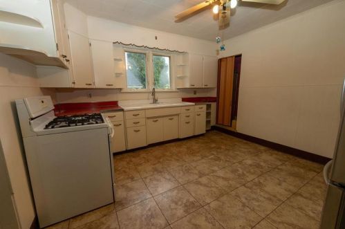 336 Blaine St, Bangor PA  18013-2108 exterior