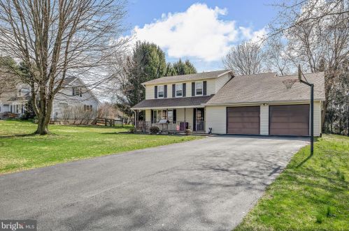 656 Juli Dr, Tolna, PA 17349-8541