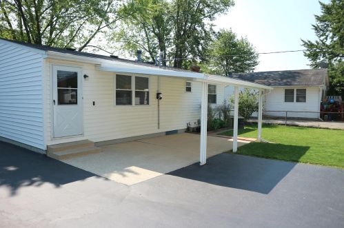 3393 Devin Rd, Darbydale, OH 43123-2013