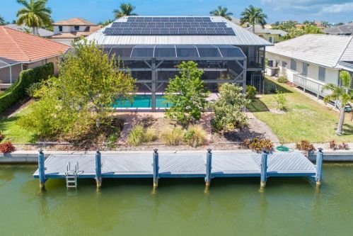 931 Moon Ct, Marco Island, FL 34145-3540