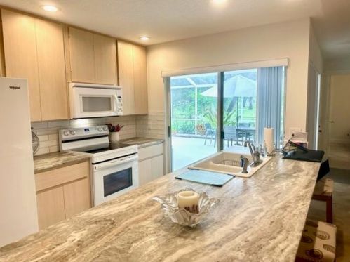 12001 Myrtle Oak Ct, West Palm Beach, FL 33410-3298