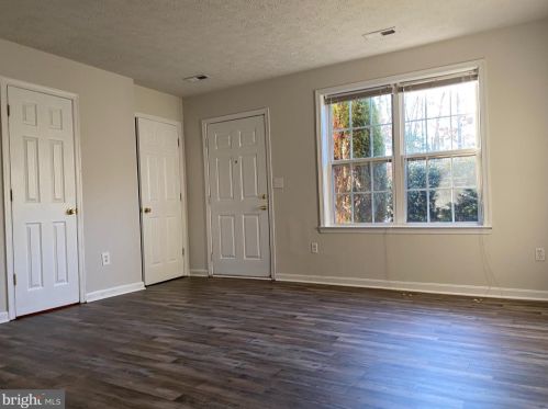 9609 Coventry Creek Dr, Fredericksburg VA  22408-7754 exterior
