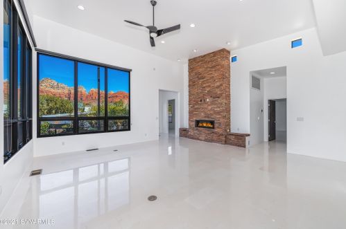 130 Grasshopper Ln, Sedona AZ 86336-4529 exterior