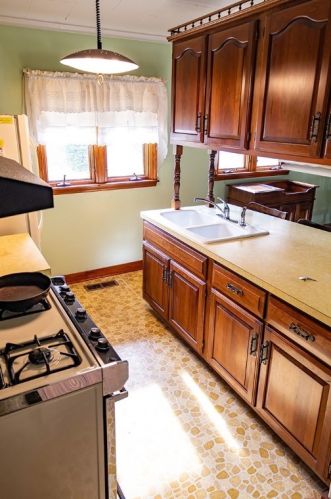 3711 6th Ave, Beaver Falls PA  15010-1918 exterior