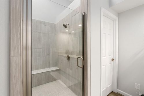 2090 Stonefield Ln, Santa Rosa CA  95403-0951 exterior