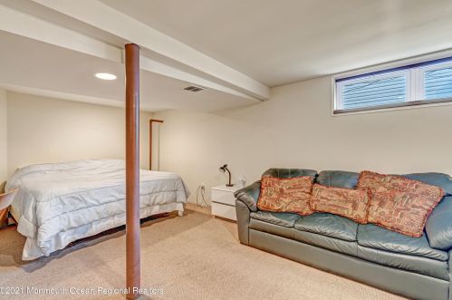 243 Crestview Dr, Middletown NJ  07748-3604 exterior