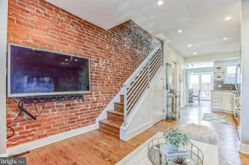 924 W St, Washington, DC 20001-4032