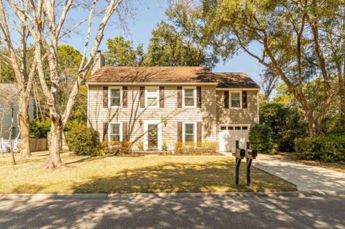 1405 Oaklanding Rd, Mount Pleasant, SC 29464-3826