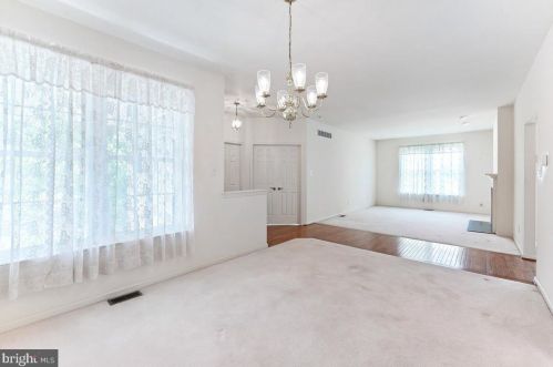 808 Phipps Woods Ct, Glen Mills PA  19342-2243 exterior