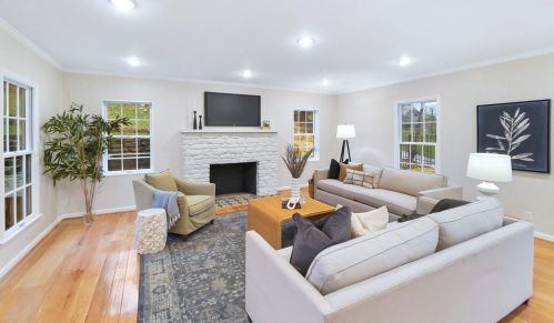 3261 Hardisty Ave, Cincinnati OH 45208-3006 exterior