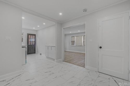 154 Midland Pl, Newark NJ  07106-3311 exterior
