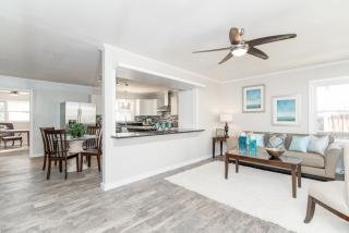 3416 Hayes Ct, Charlotte, NC 28205-2120
