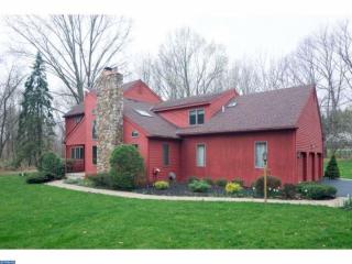 114 Watercrest Dr, Gardenville, PA