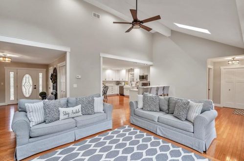 928 Old Washington Rd, Canonsburg PA  15317-3230 exterior