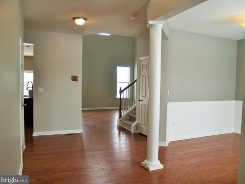 924 Swallow Tail Ln, Breinigsville, PA 18031