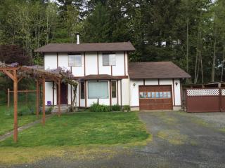 320 Antonie Ave, Alder, WA 98328-8043
