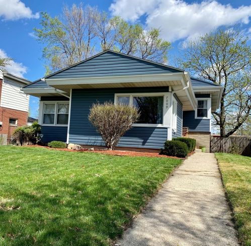 7009 Magoun Ave, Hammond, IN 46324-2211