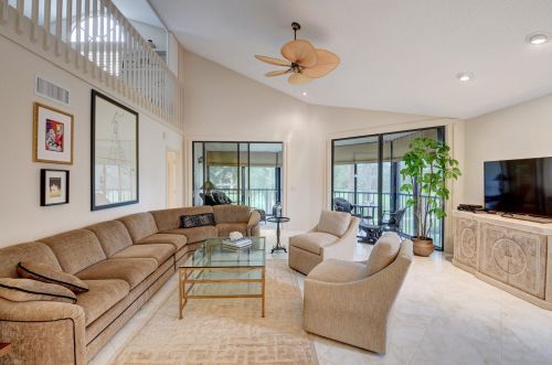 7445 Victory Ln, Delray Beach, FL 33446-3107