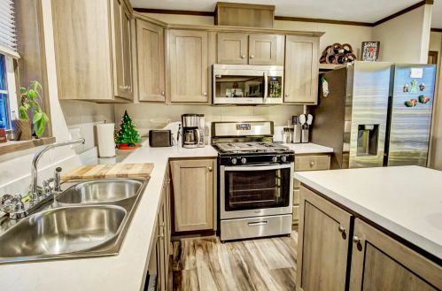 4795 Snowdrift Ln, Zanesville OH  43701-7098 exterior